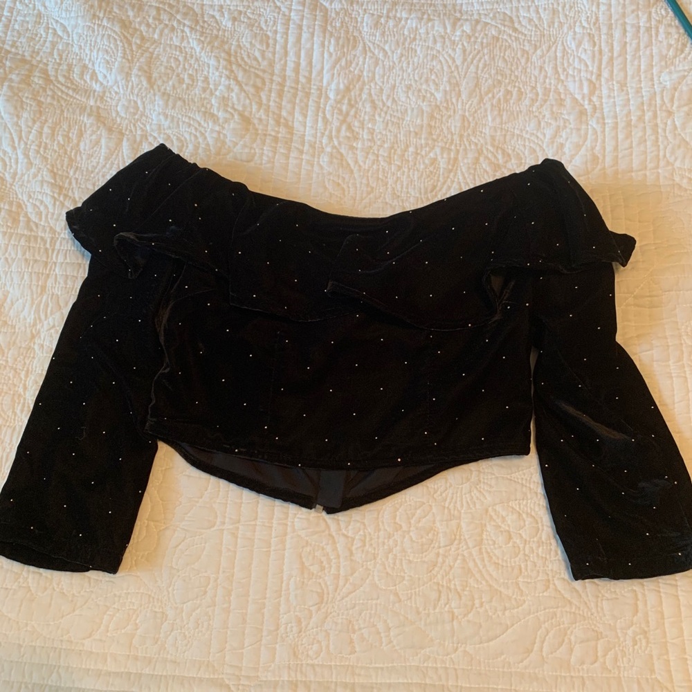 Black off shoulder velvet top